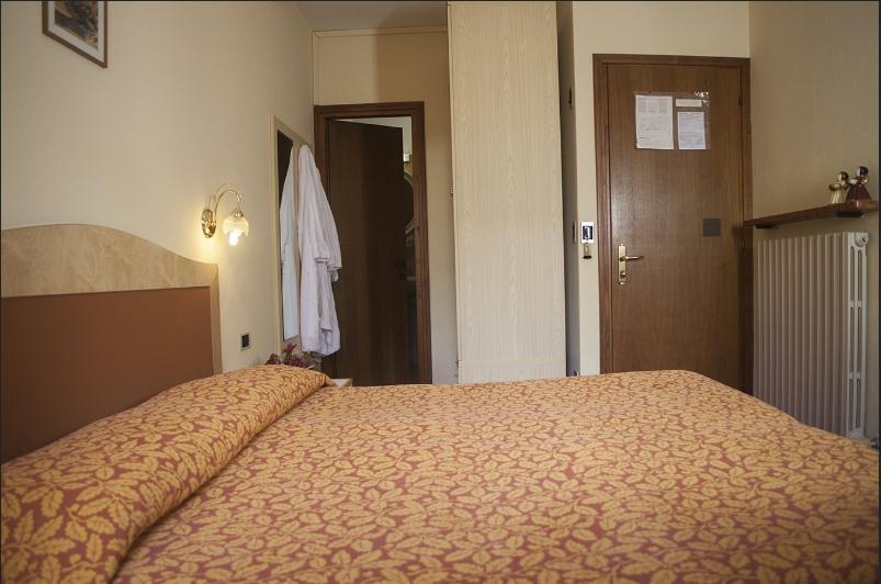 Hotel Venezia Rocca Pietore Exterior photo